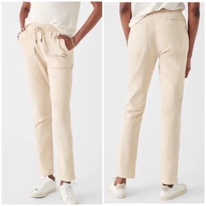 Faherty TRAVELER PANT - SANDSTONE Size XS